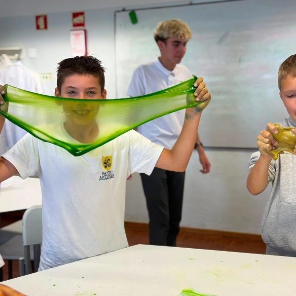 During our final week of school, we celebrated the end of the academic year with a special workshop day. The children enjoyed hands-on science experiments, sports, language lessons, and fun challenges, making it a memorable end to the year.